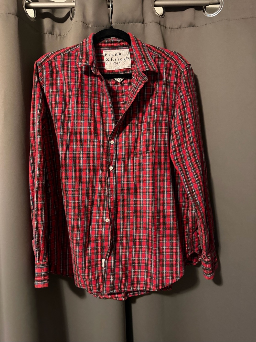 Frank & Eileen Red and Green Plaid Button-Down Shirt
